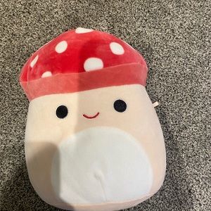 Malcom mushroom Squishmallows 8in